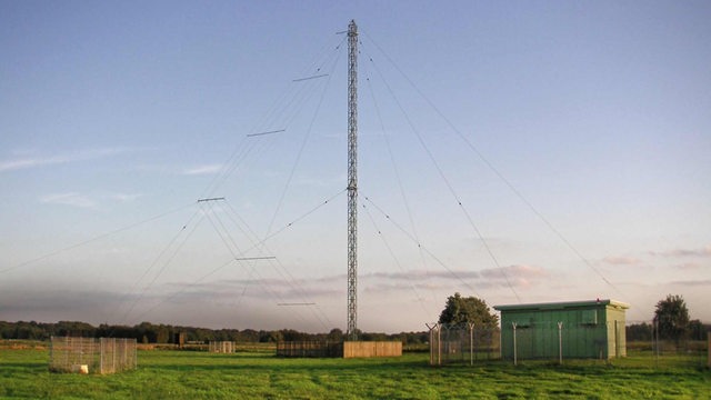 Der Sendemast des ehemaligen Mittelwellensenders von Radio Bremen in Bremen-Oberneuland.